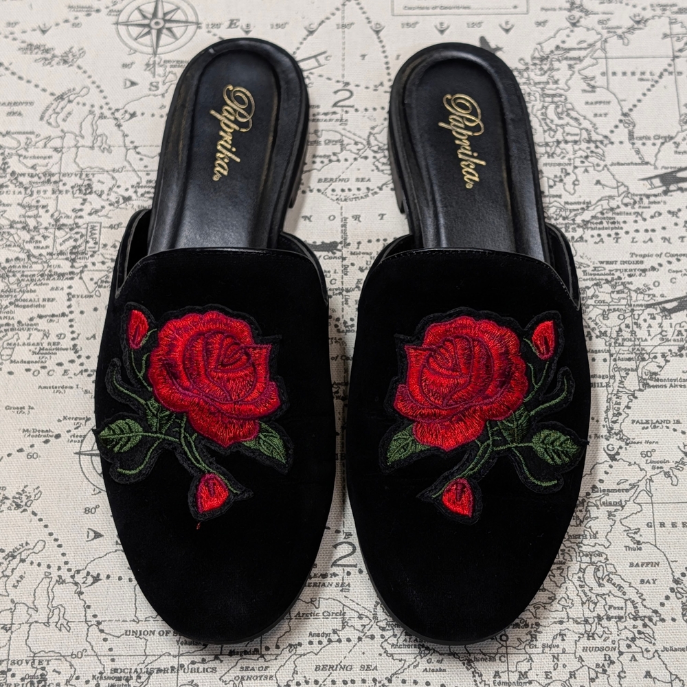 Paprika Black Mules with Red Rose Embroidery Size 7.5